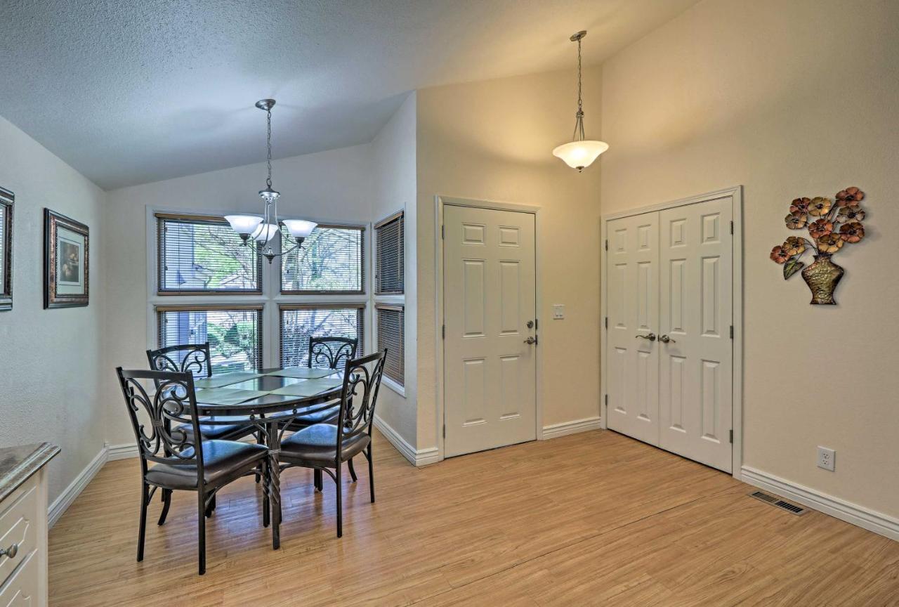 Flagstaff Townhome With Deck Easy Access Downtown! Ngoại thất bức ảnh