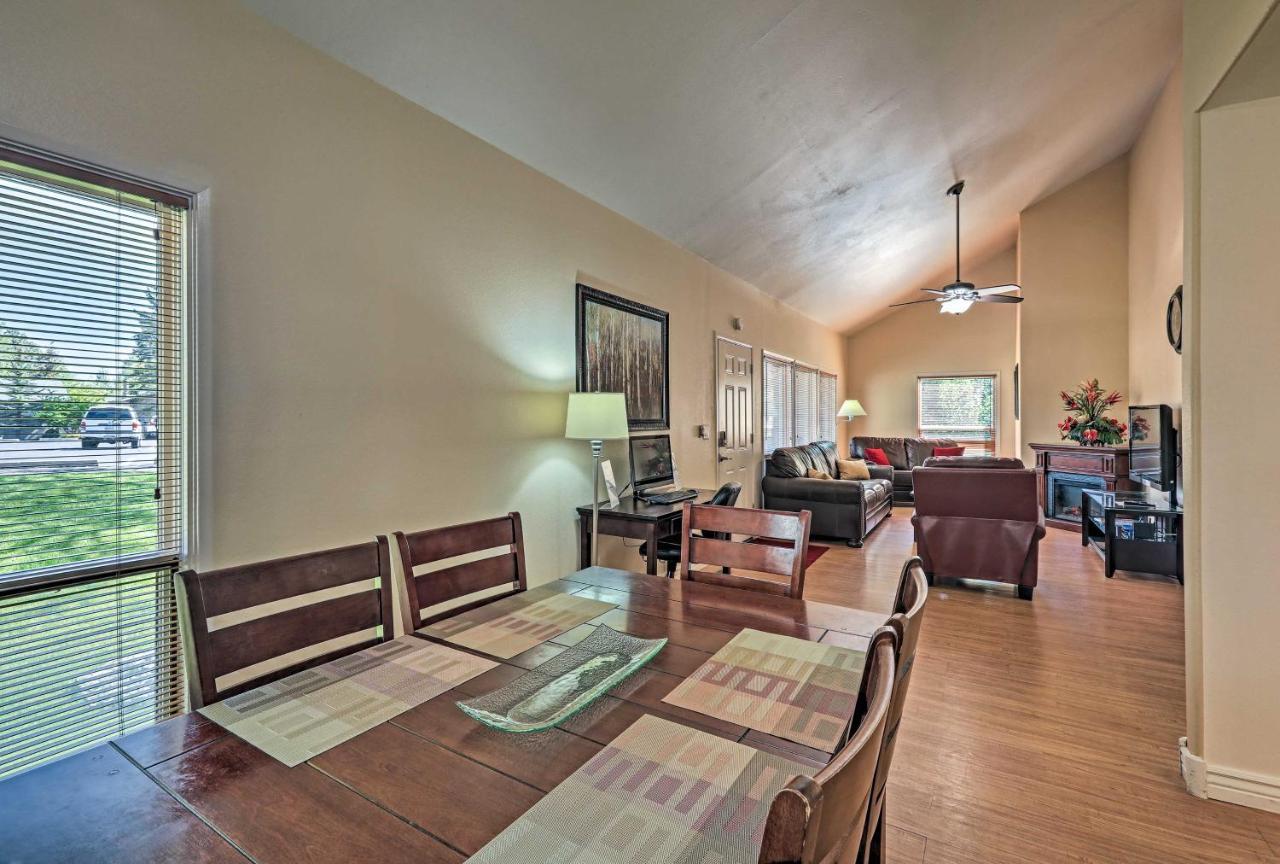 Flagstaff Townhome With Deck Easy Access Downtown! Ngoại thất bức ảnh